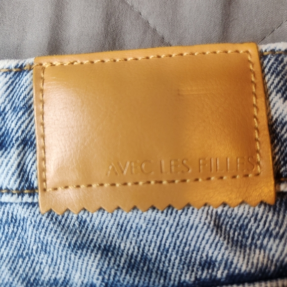 Avec Les Filles Size 28 Straight High Rise Split Hem Acid Wash Distressed Jeans - Picture 7 of 7
